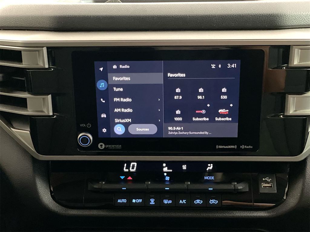 Thumbnail: 2022 Toyota Tundra - 14