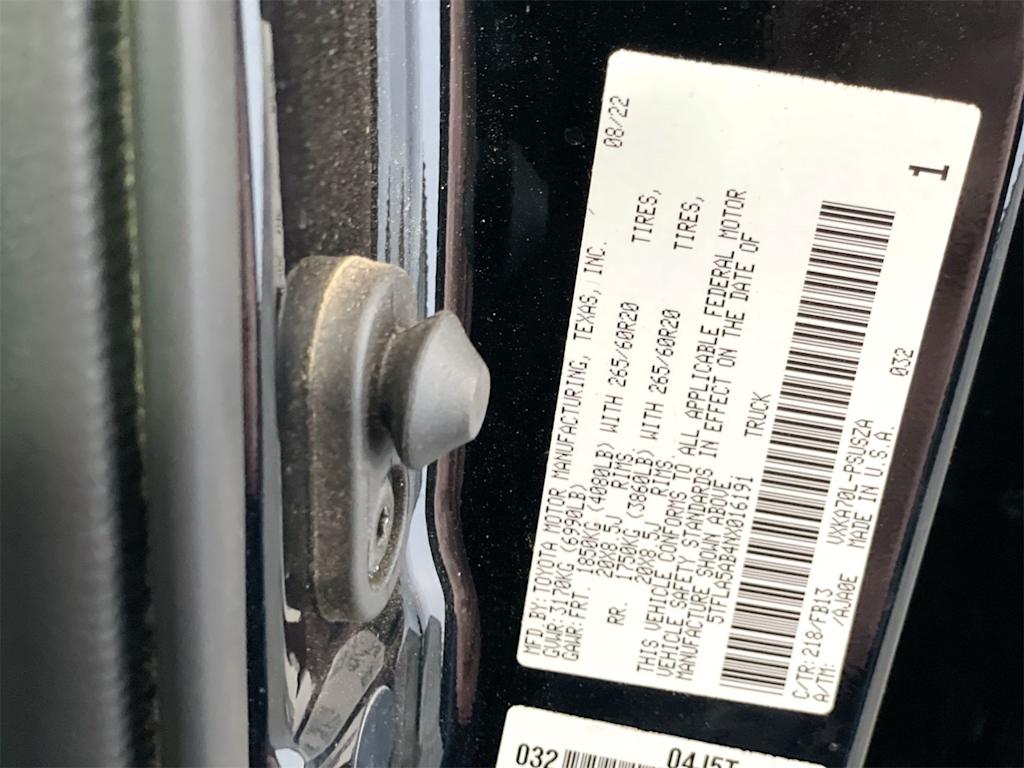 Thumbnail: 2022 Toyota Tundra - 19