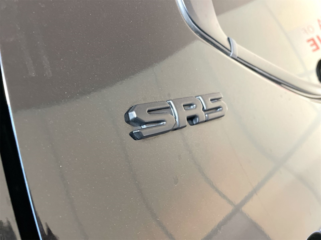 Thumbnail: 2022 Toyota Tundra - 7