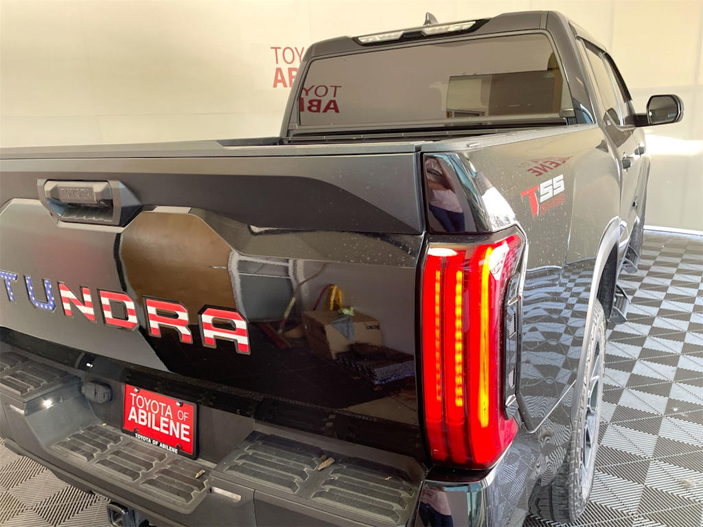 Thumbnail: 2022 Toyota Tundra - 20