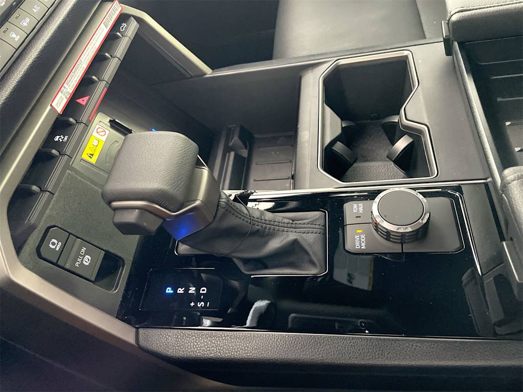 Thumbnail: 2025 Toyota Tundra - 14