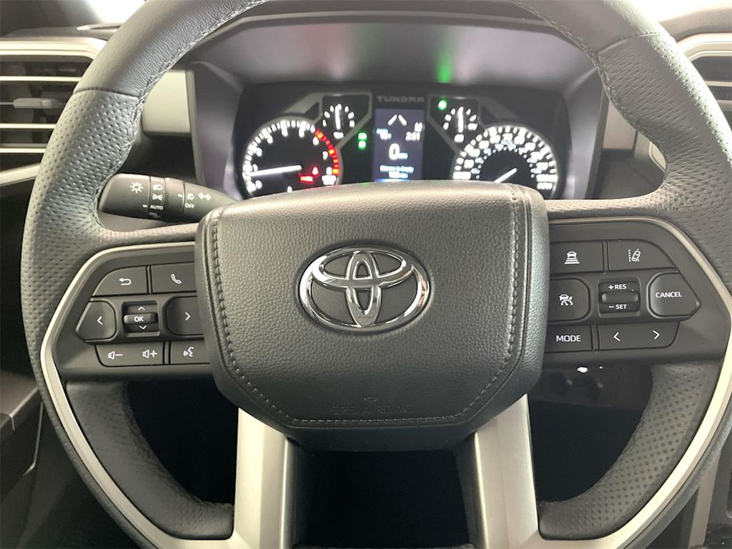 Thumbnail: 2025 Toyota Tundra - 25