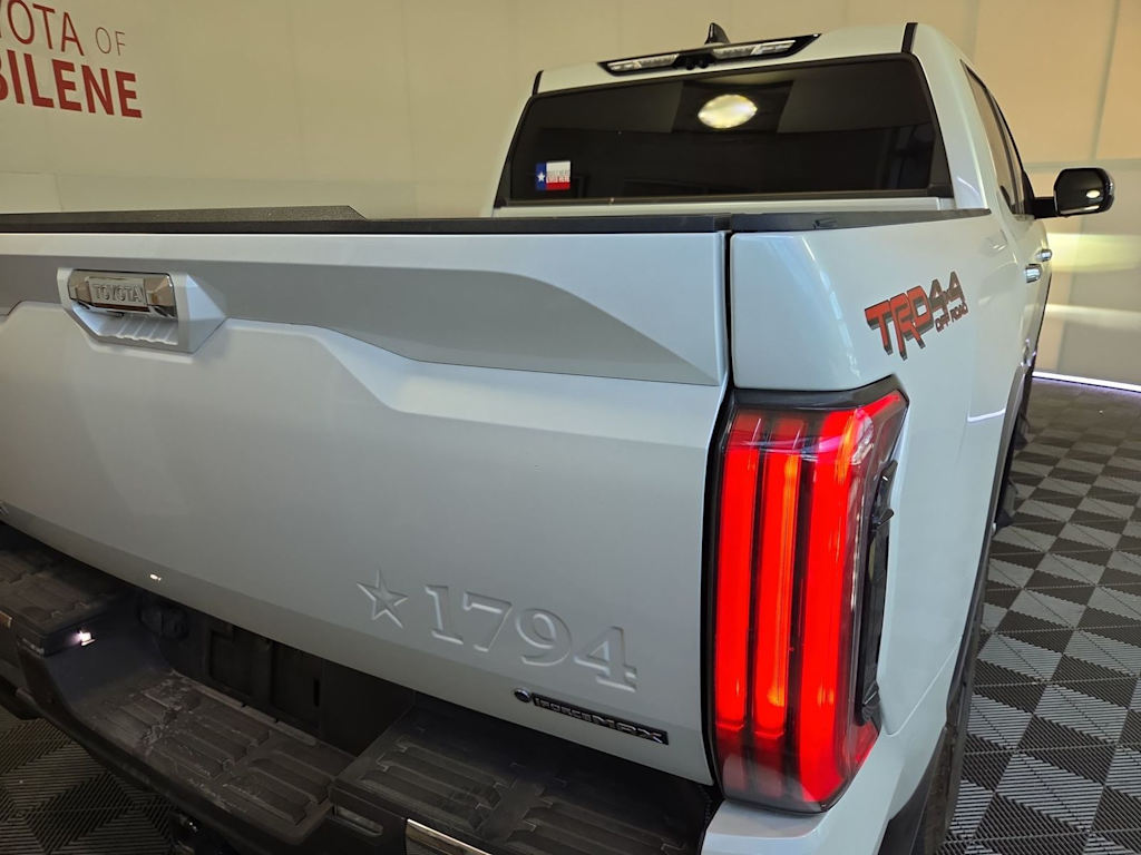 Thumbnail: 2026 Toyota Tundra - 18