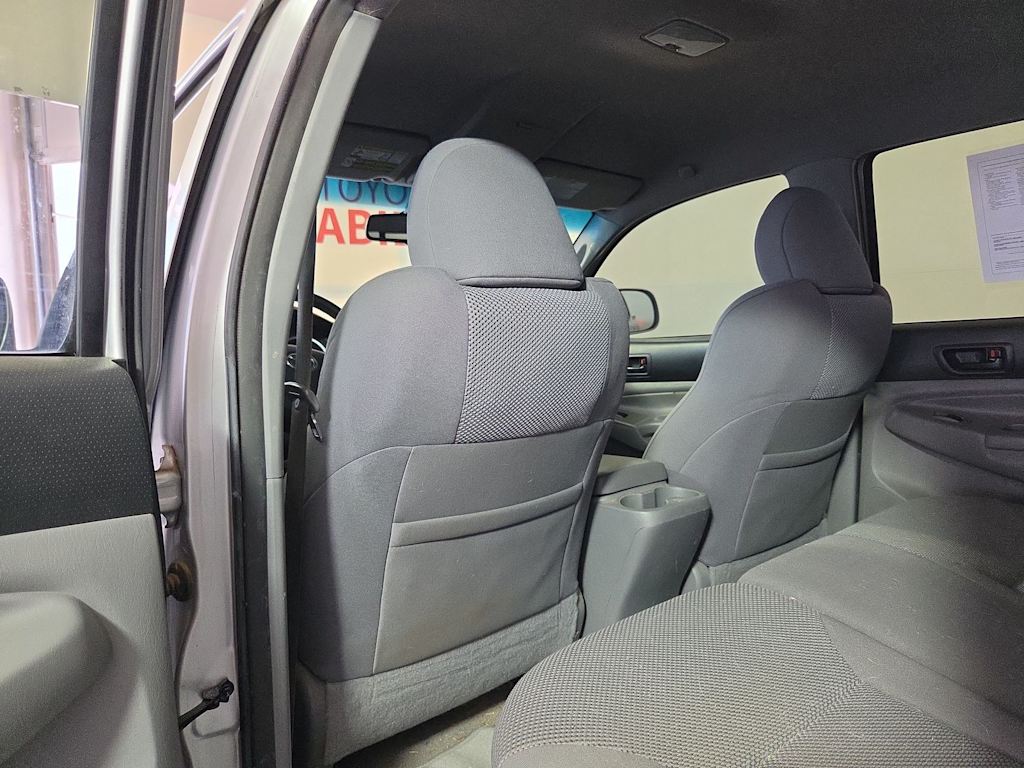 Thumbnail: 2011 Toyota Tacoma - 12