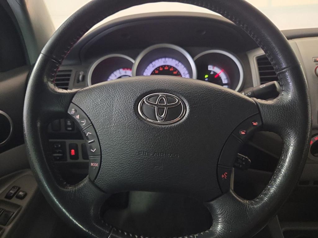 Thumbnail: 2011 Toyota Tacoma - 23