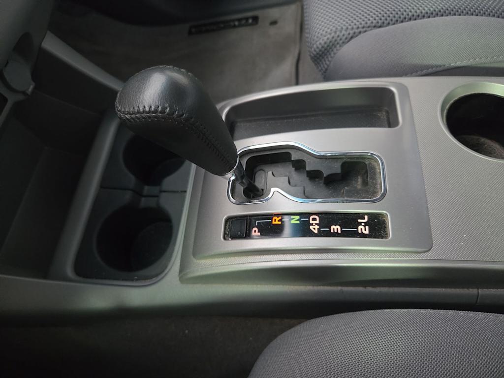 Thumbnail: 2011 Toyota Tacoma - 14