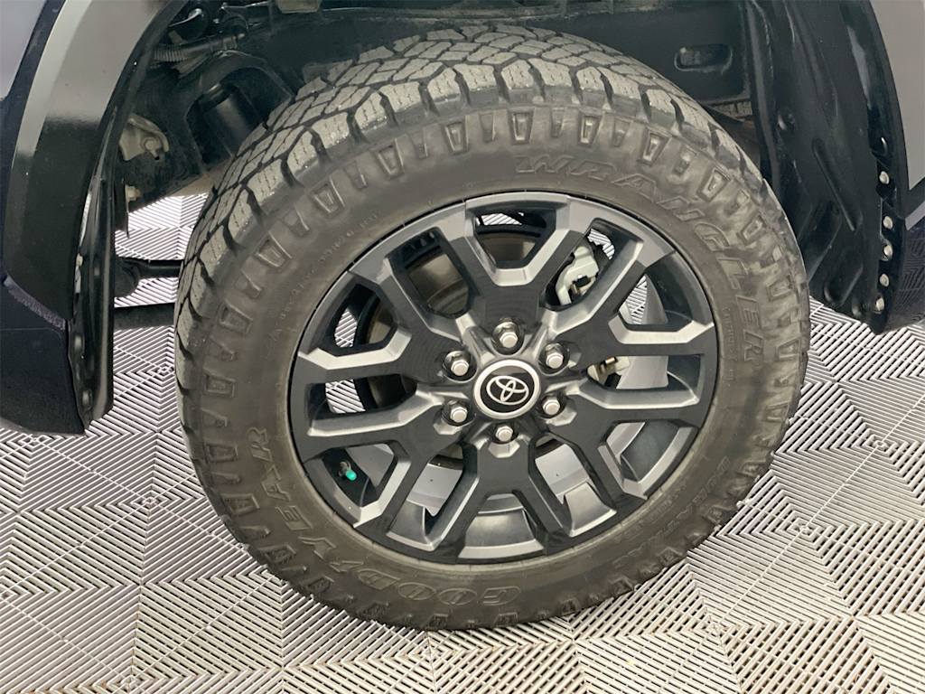 Thumbnail: 2023 Toyota Tundra - 8