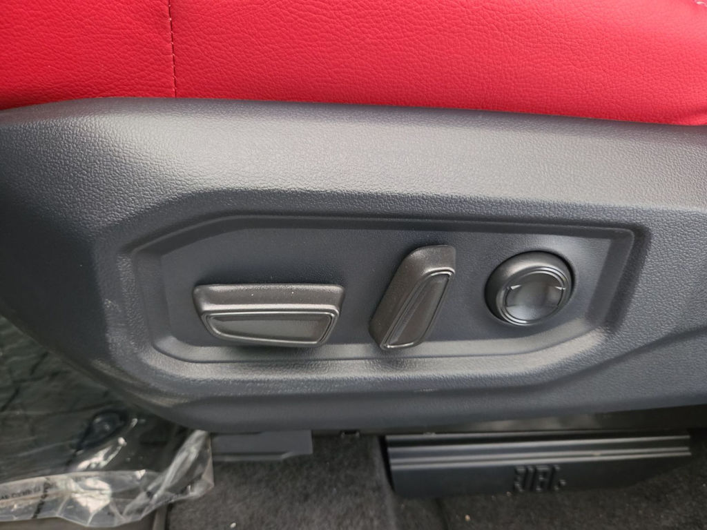 Thumbnail: 2026 Toyota Tundra - 21