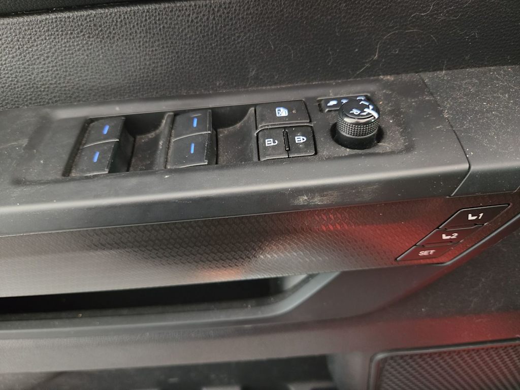 Thumbnail: 2023 Toyota Tundra - 23
