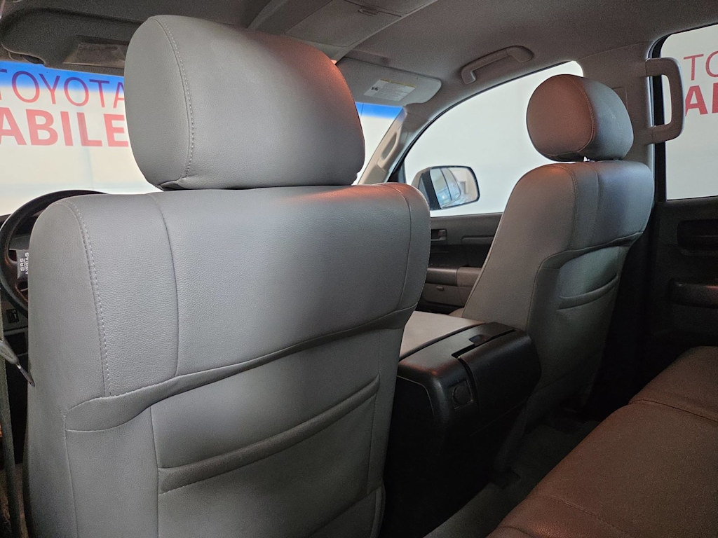 Thumbnail: 2011 Toyota Tundra - 10