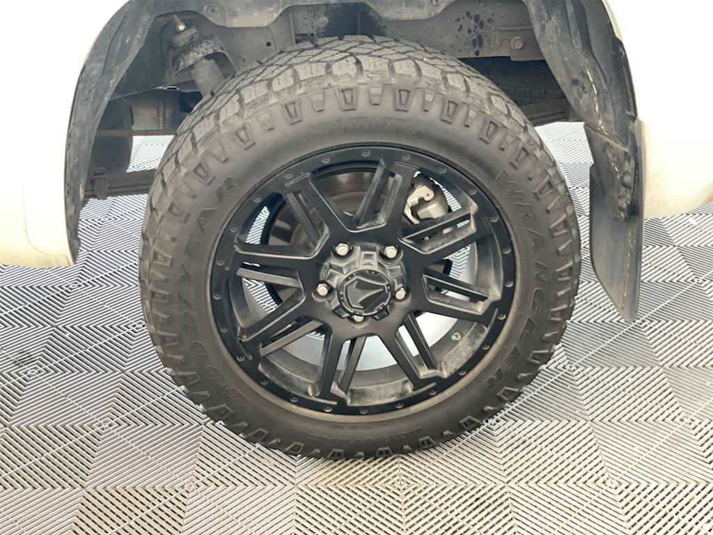 Thumbnail: 2020 Toyota Tundra - 8