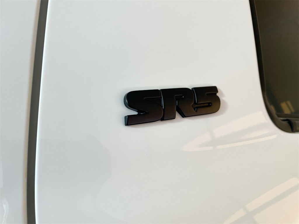 Thumbnail: 2020 Toyota Tundra - 7