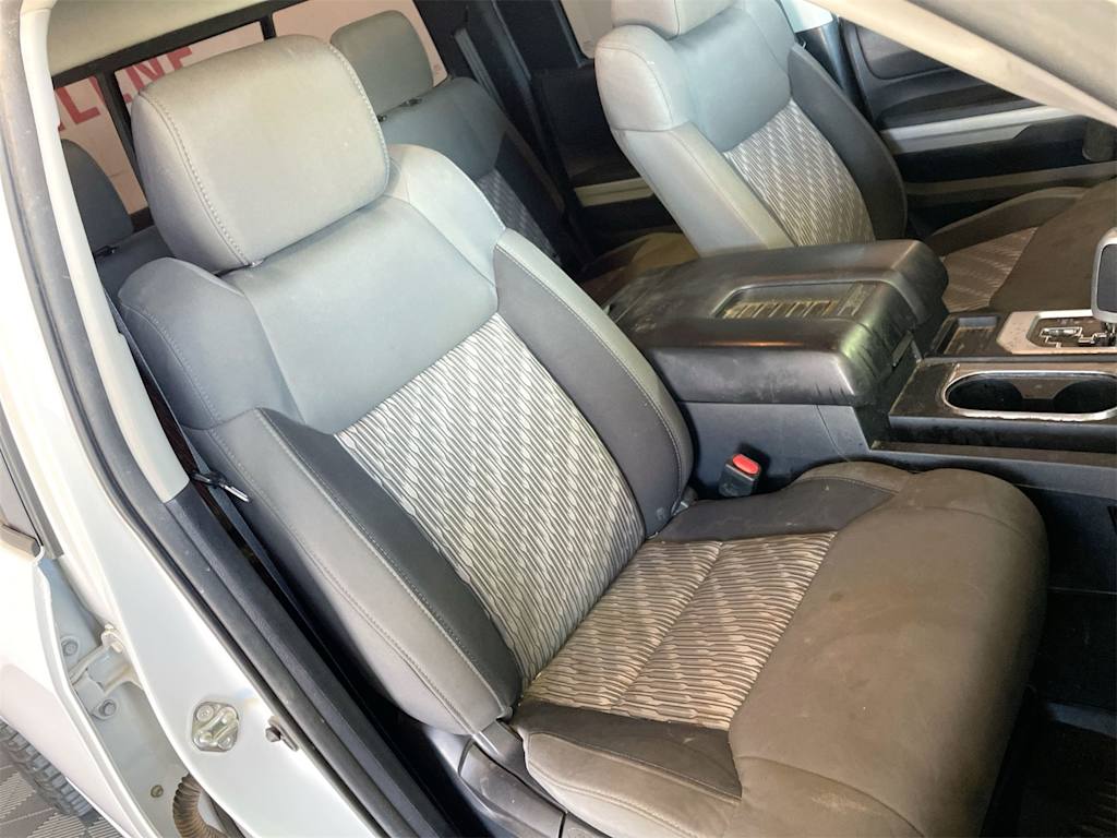 Thumbnail: 2020 Toyota Tundra - 11