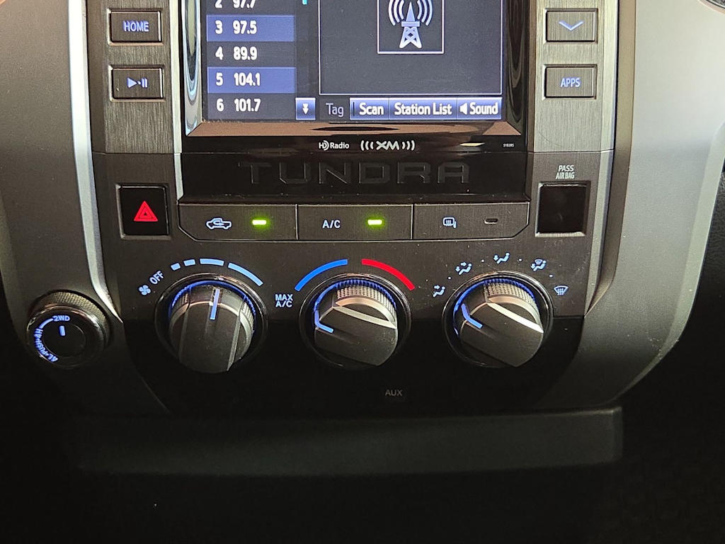 Thumbnail: 2018 Toyota Tundra - 26