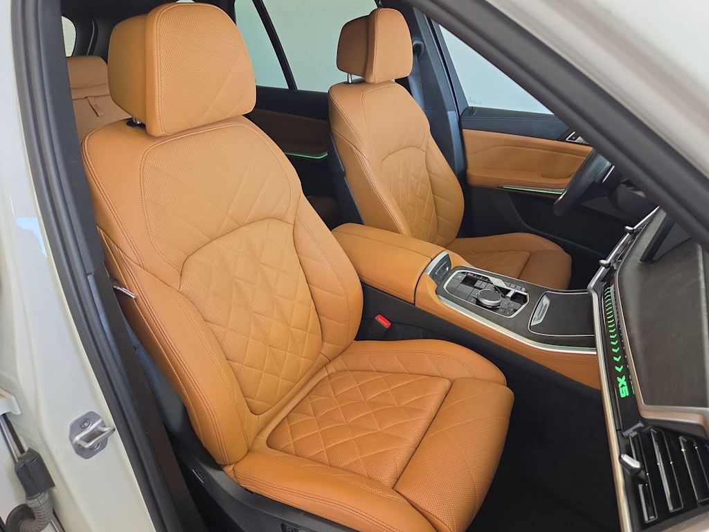 Thumbnail: 2024 BMW X5 - 12