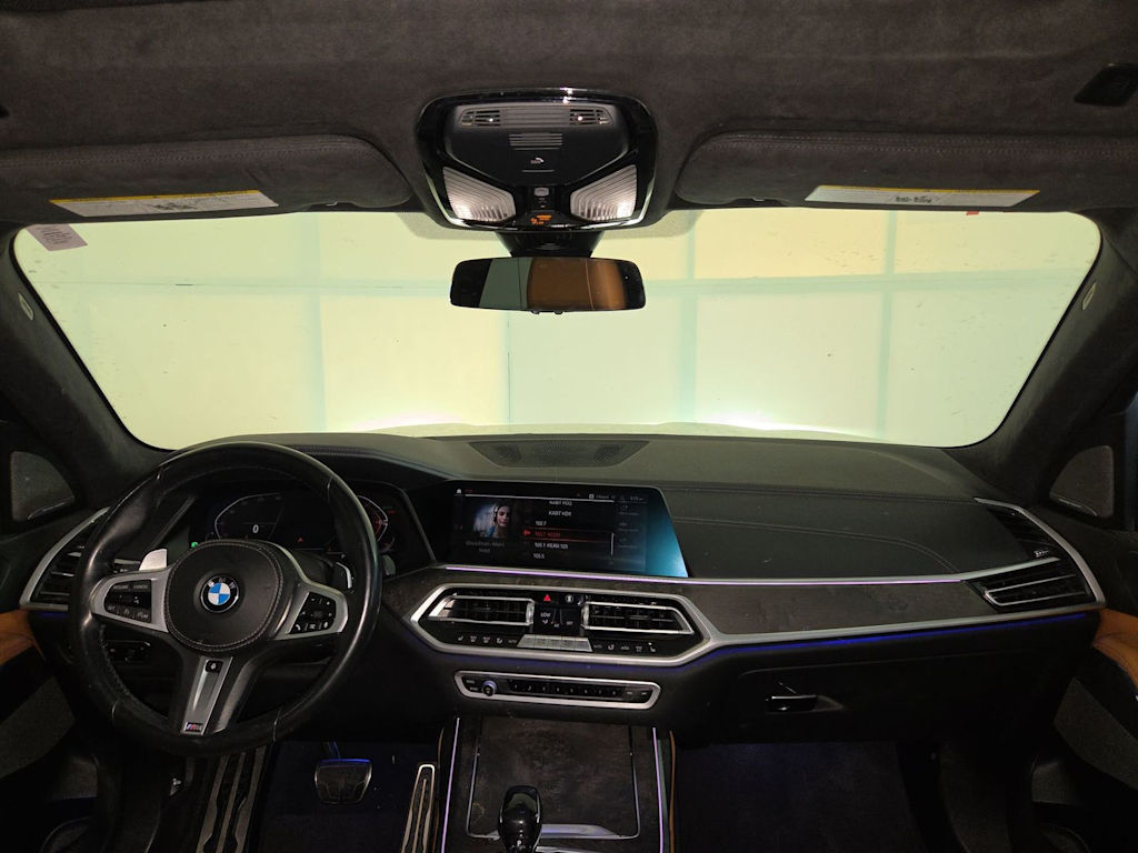 Thumbnail: 2021 BMW X7 - 9