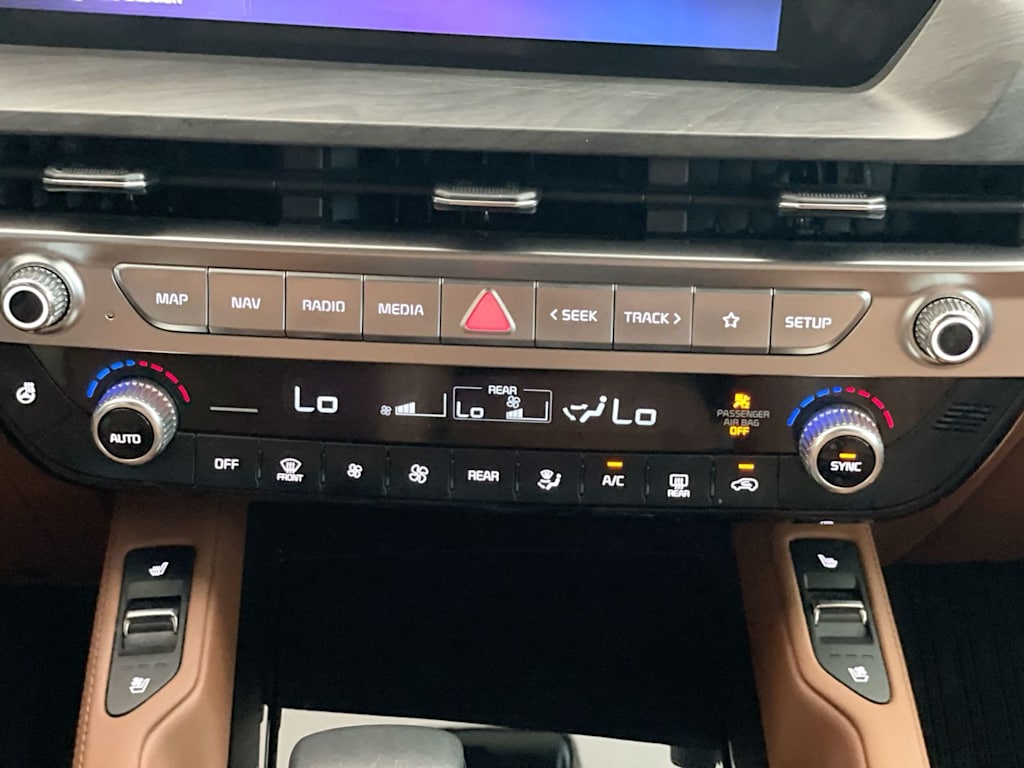 Thumbnail: 2025 Kia Telluride - 27