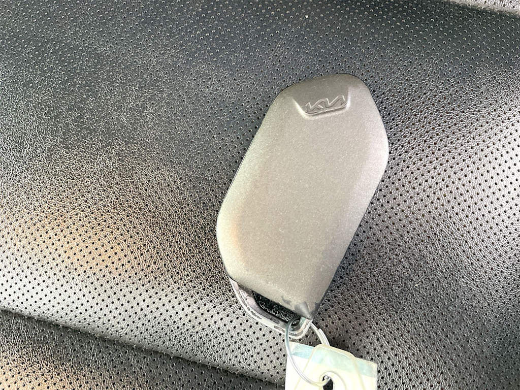 Thumbnail: 2023 Kia Telluride - 16