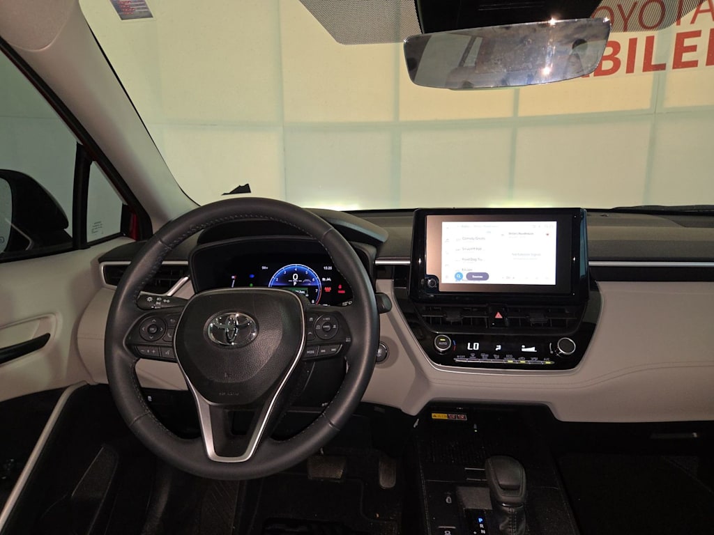 Thumbnail: 2026 Toyota Corolla Cross - 2