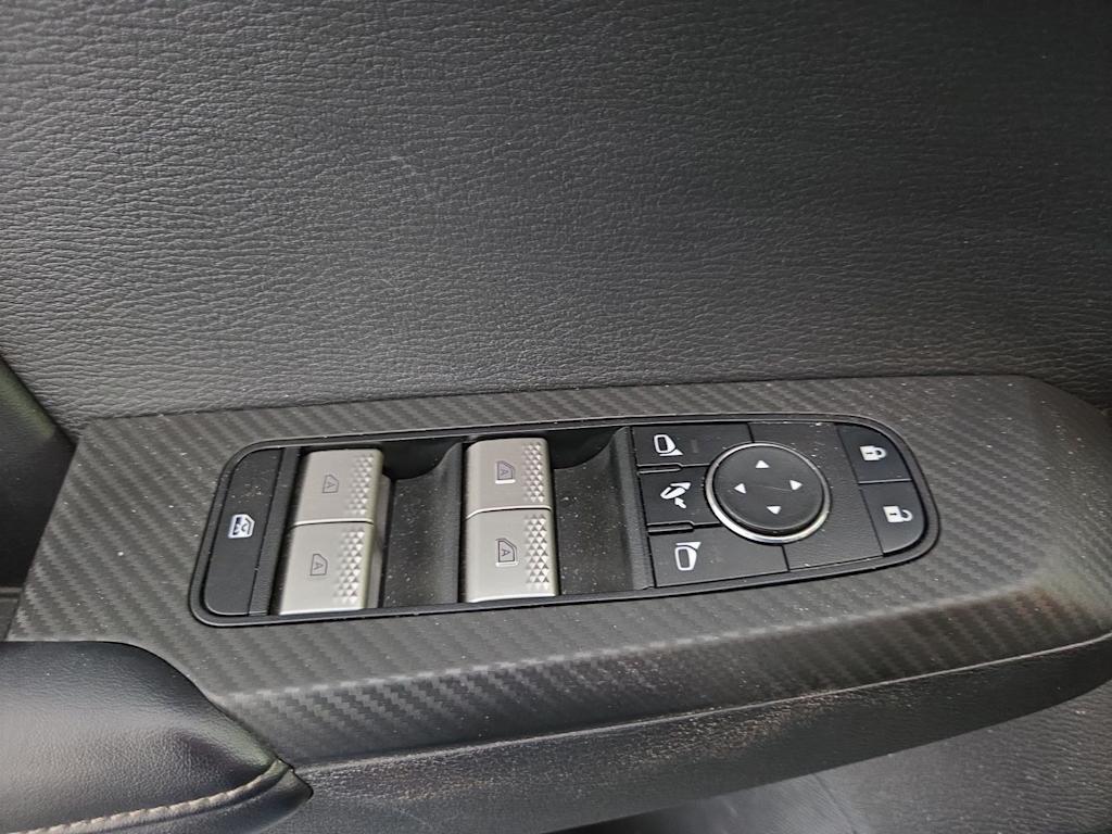 Thumbnail: 2024 Mitsubishi Outlander - 22
