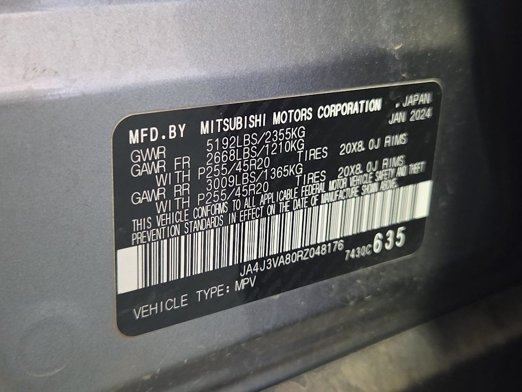 Thumbnail: 2024 Mitsubishi Outlander - 18