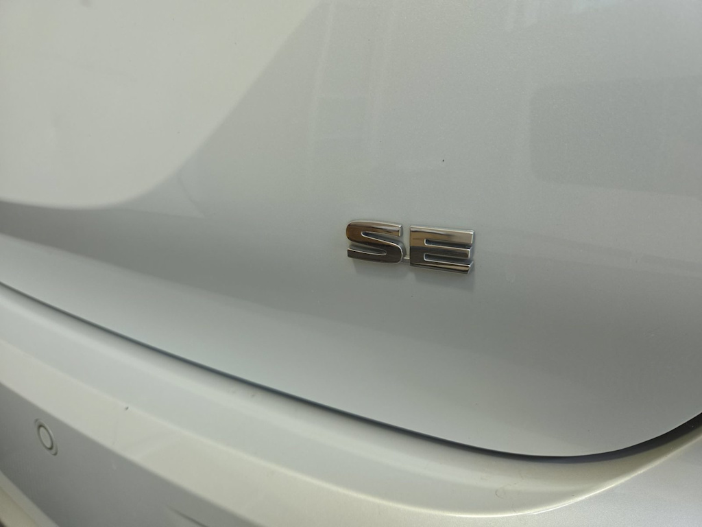 Thumbnail: 2024 Mitsubishi Outlander - 7