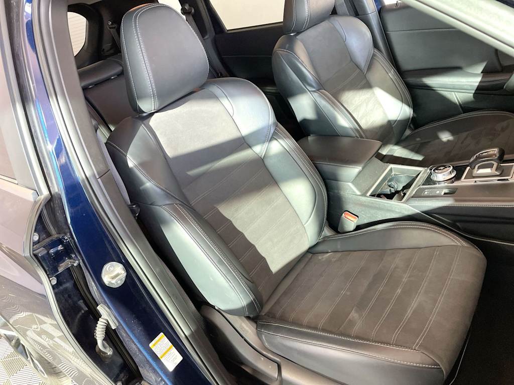 Thumbnail: 2024 Mitsubishi Outlander - 11