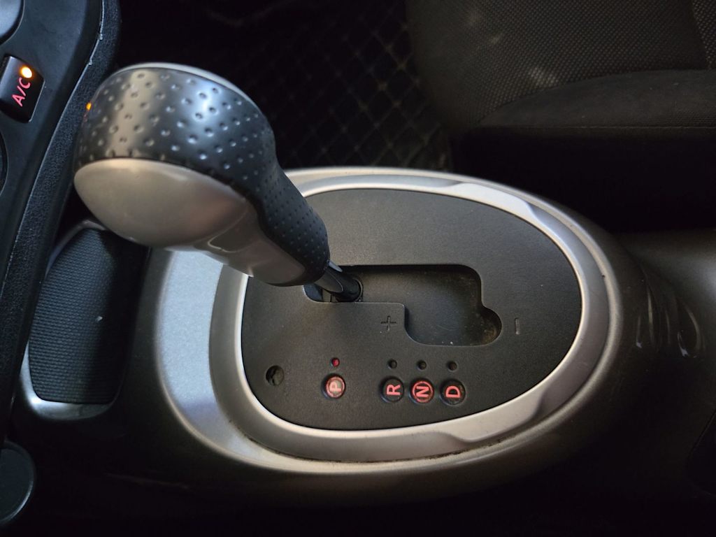 2013 Nissan JUKE S - Photo 13