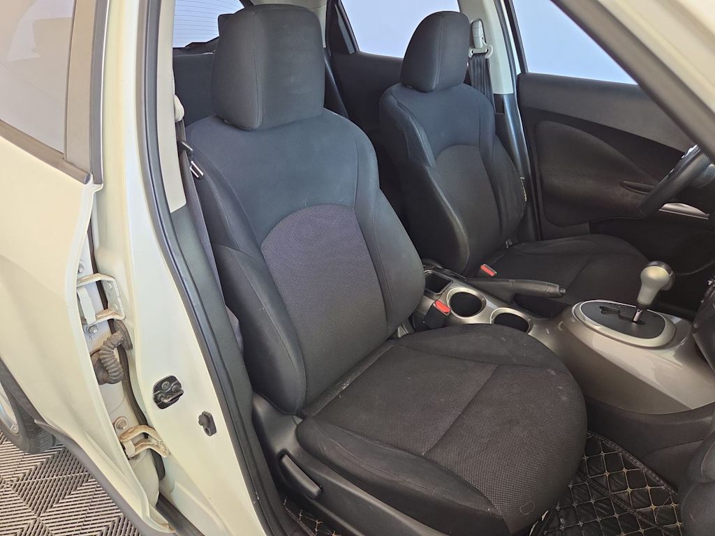 2013 Nissan JUKE S - Photo 10