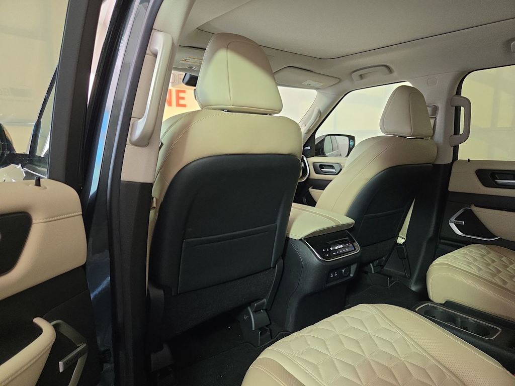 Thumbnail: 2025 Nissan Armada - 12