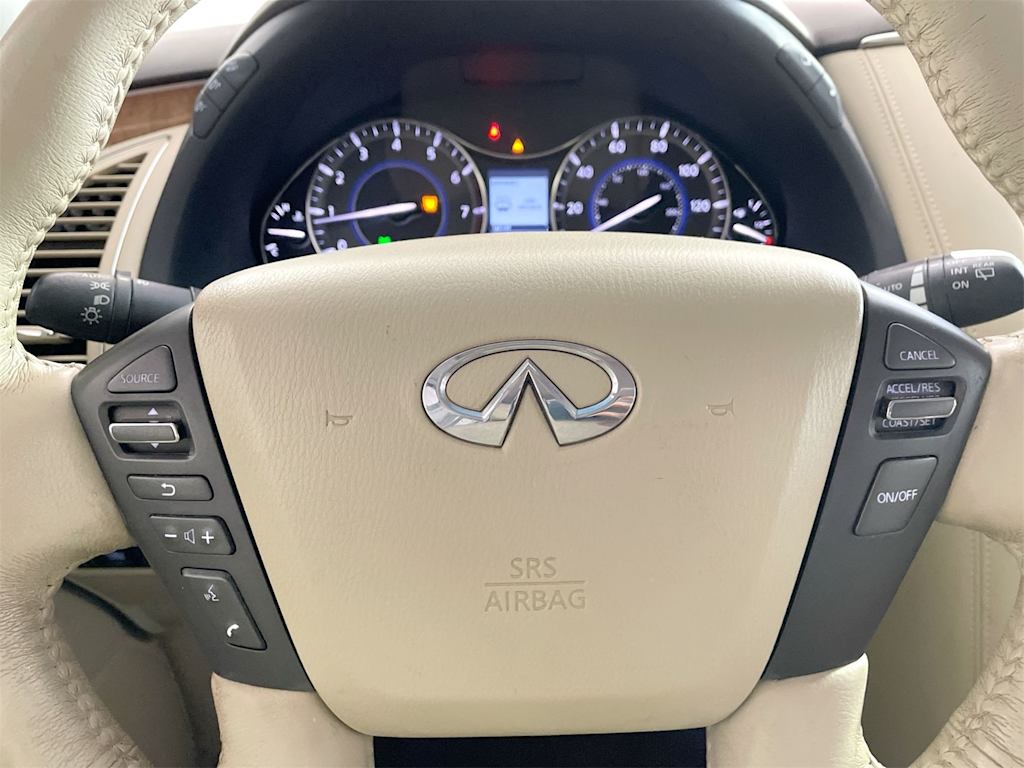 Thumbnail: 2014 INFINITI QX80 - 24