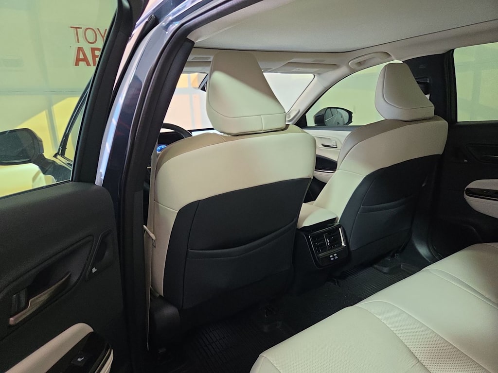 Thumbnail: 2026 Toyota Crown - 13