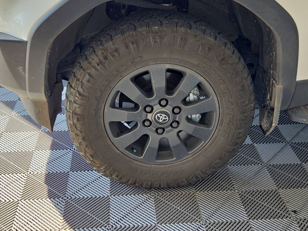 Thumbnail: 2025 Toyota Land Cruiser - 8