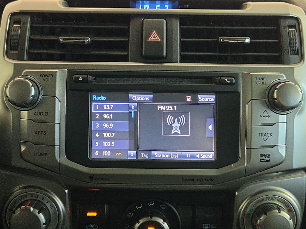 Thumbnail: 2019 Toyota 4Runner - 14