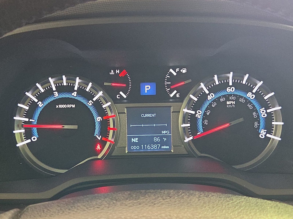 Thumbnail: 2019 Toyota 4Runner - 16