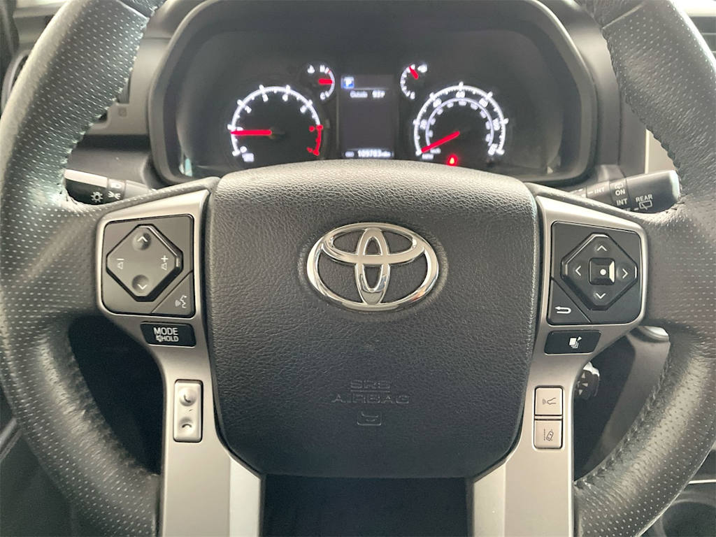 Thumbnail: 2020 Toyota 4Runner - 25