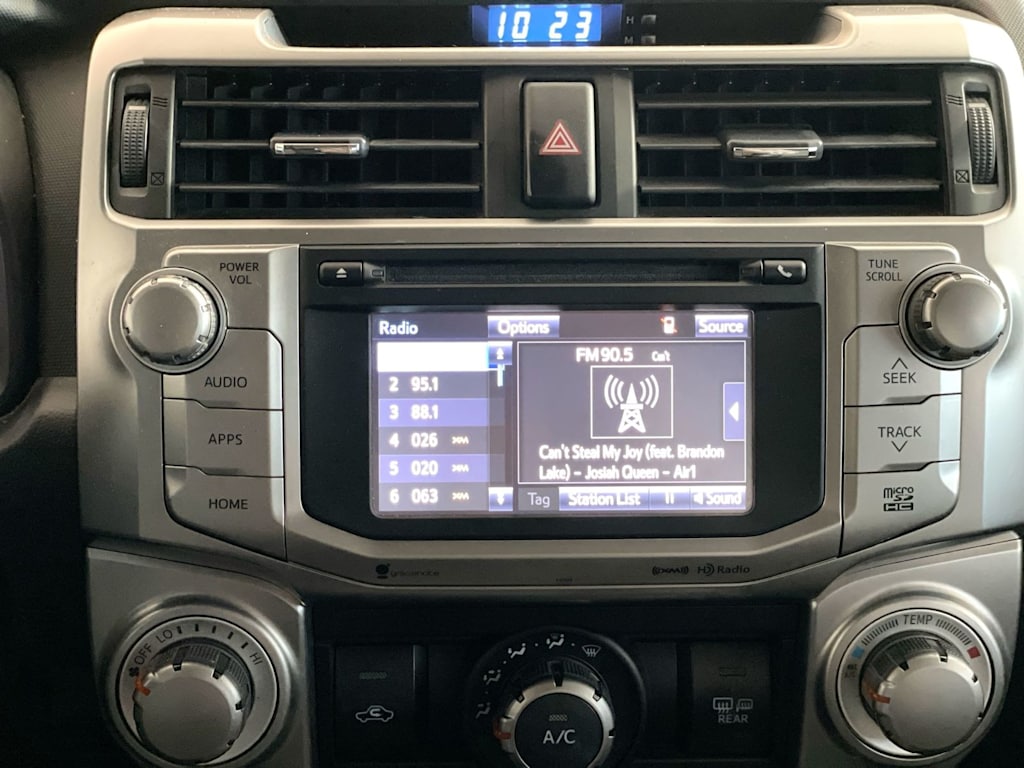 Thumbnail: 2018 Toyota 4Runner - 14