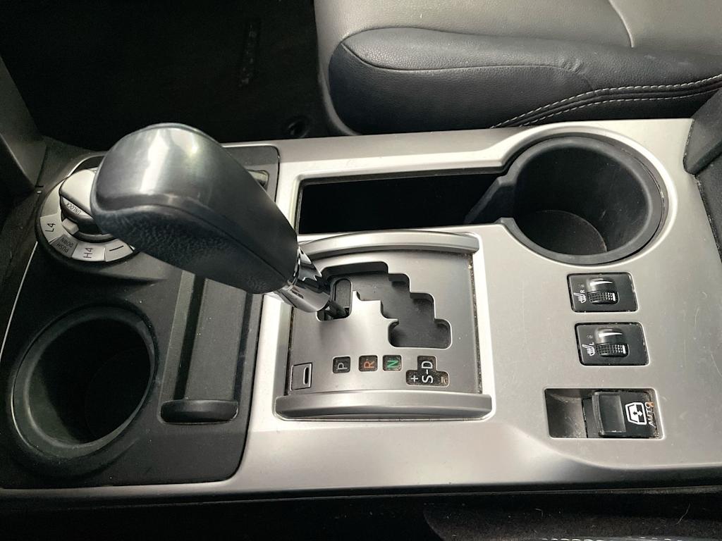 Thumbnail: 2018 Toyota 4Runner - 15