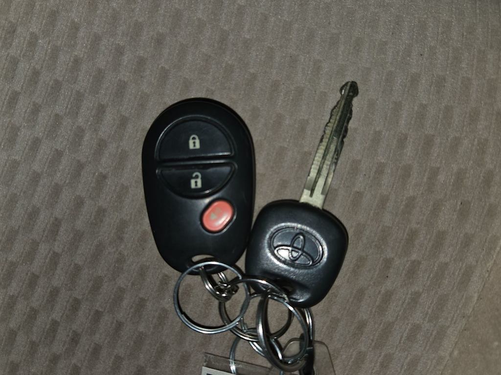 Thumbnail: 2009 Toyota Highlander - 18