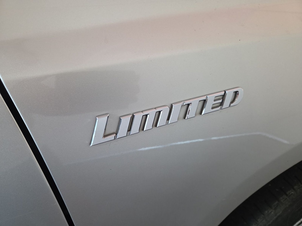 Thumbnail: 2005 Toyota Highlander - 7