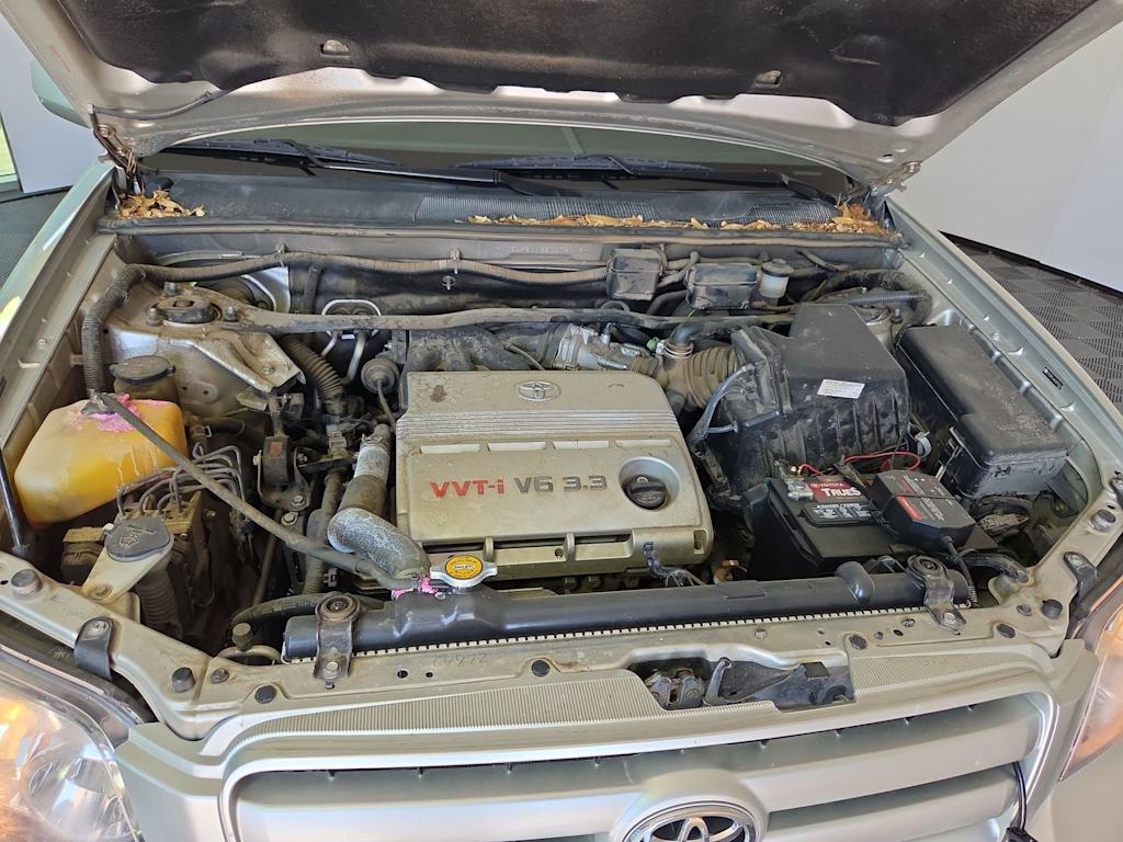 Thumbnail: 2005 Toyota Highlander - 9