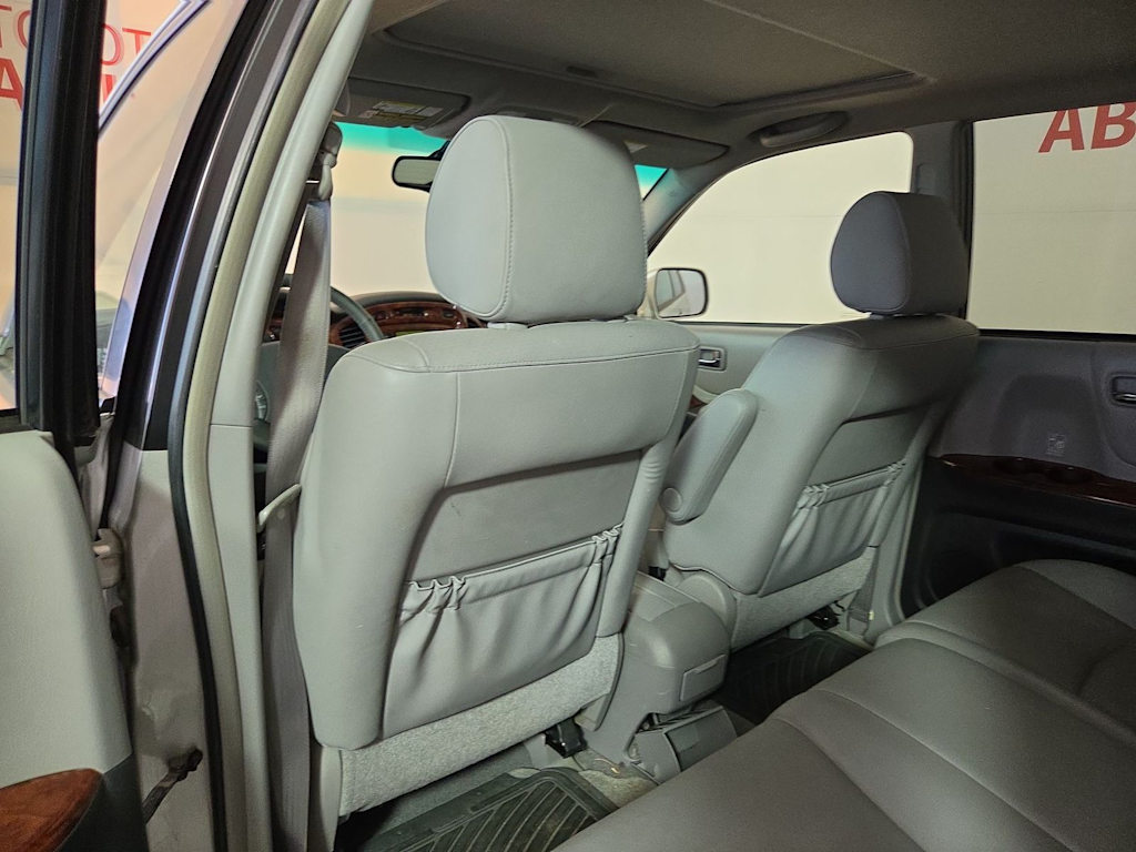 Thumbnail: 2005 Toyota Highlander - 13