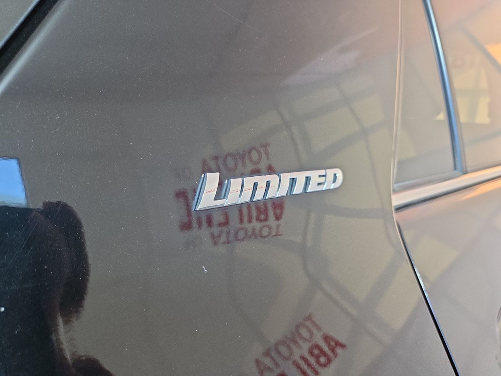 Thumbnail: 2022 Toyota 4Runner - 7