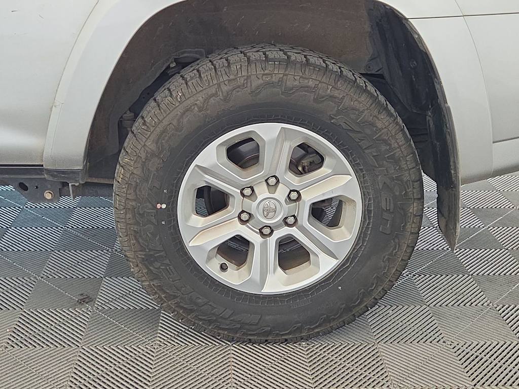 Thumbnail: 2021 Toyota 4Runner - 8
