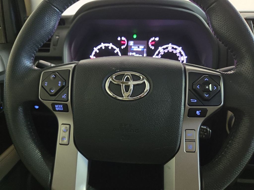 Thumbnail: 2021 Toyota 4Runner - 24