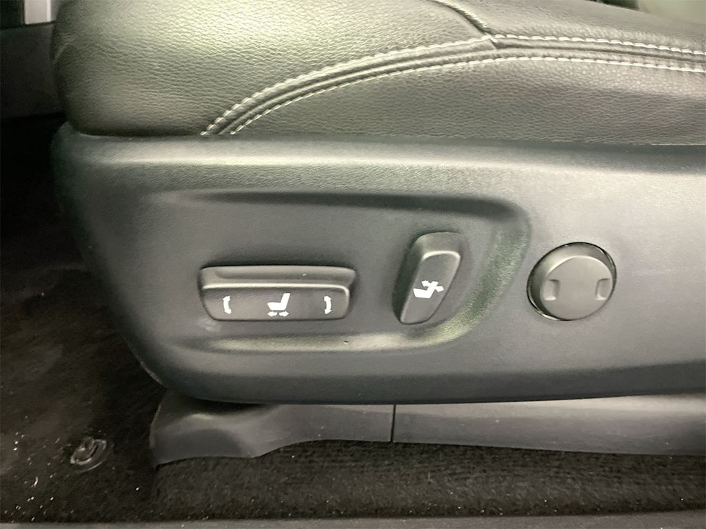 Thumbnail: 2023 Toyota 4Runner - 22