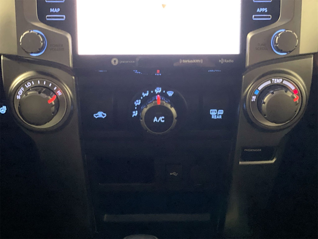 Thumbnail: 2023 Toyota 4Runner - 28