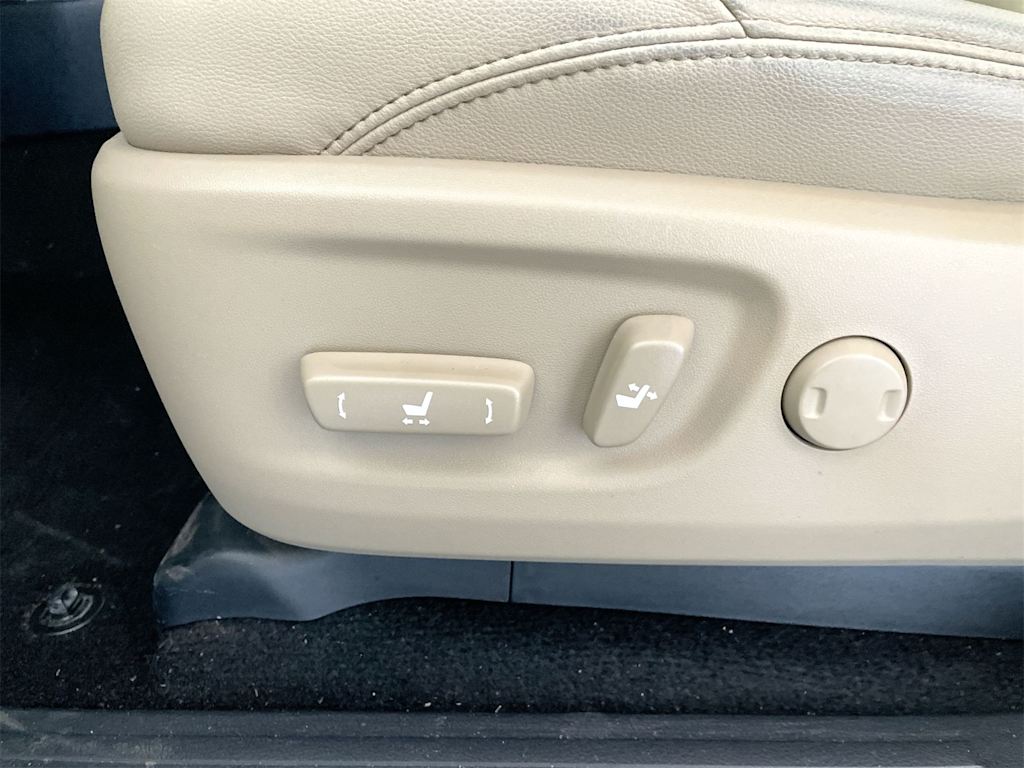 Thumbnail: 2023 Toyota 4Runner - 22