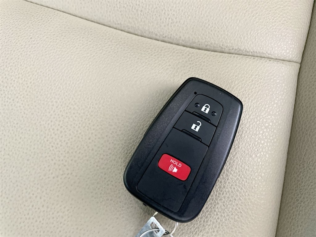 Thumbnail: 2023 Toyota 4Runner - 18