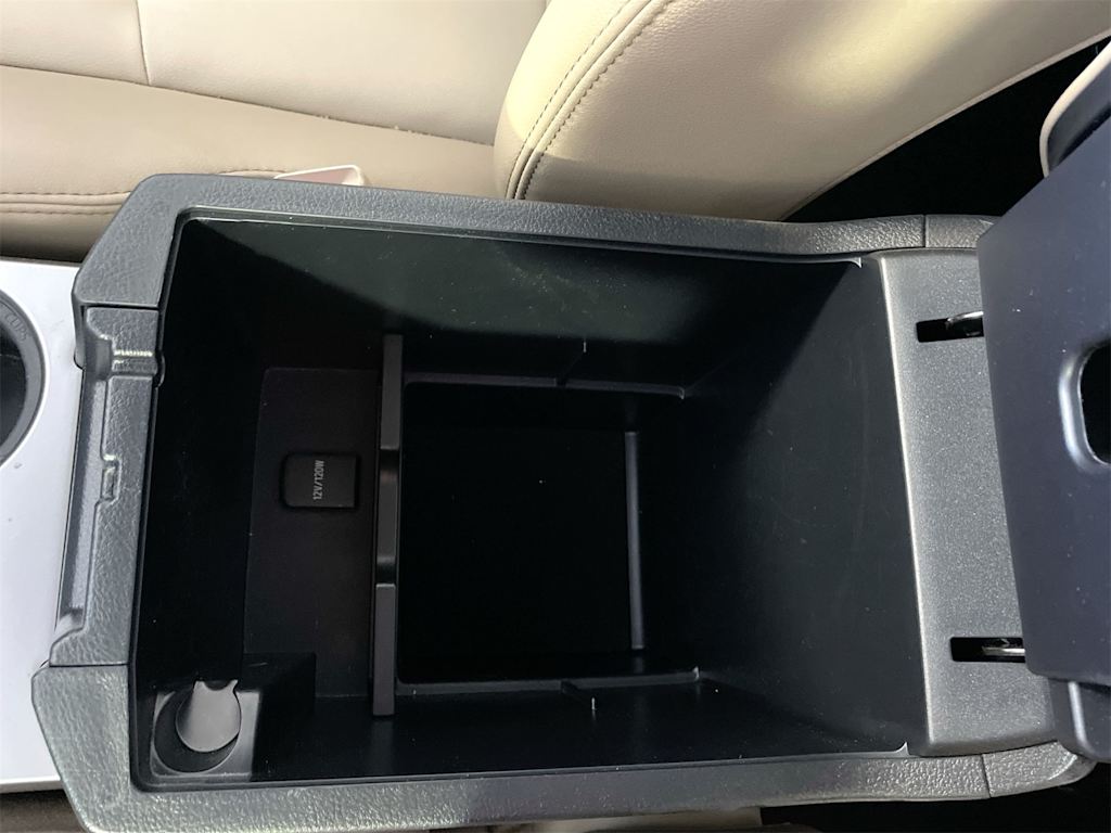 Thumbnail: 2023 Toyota 4Runner - 30